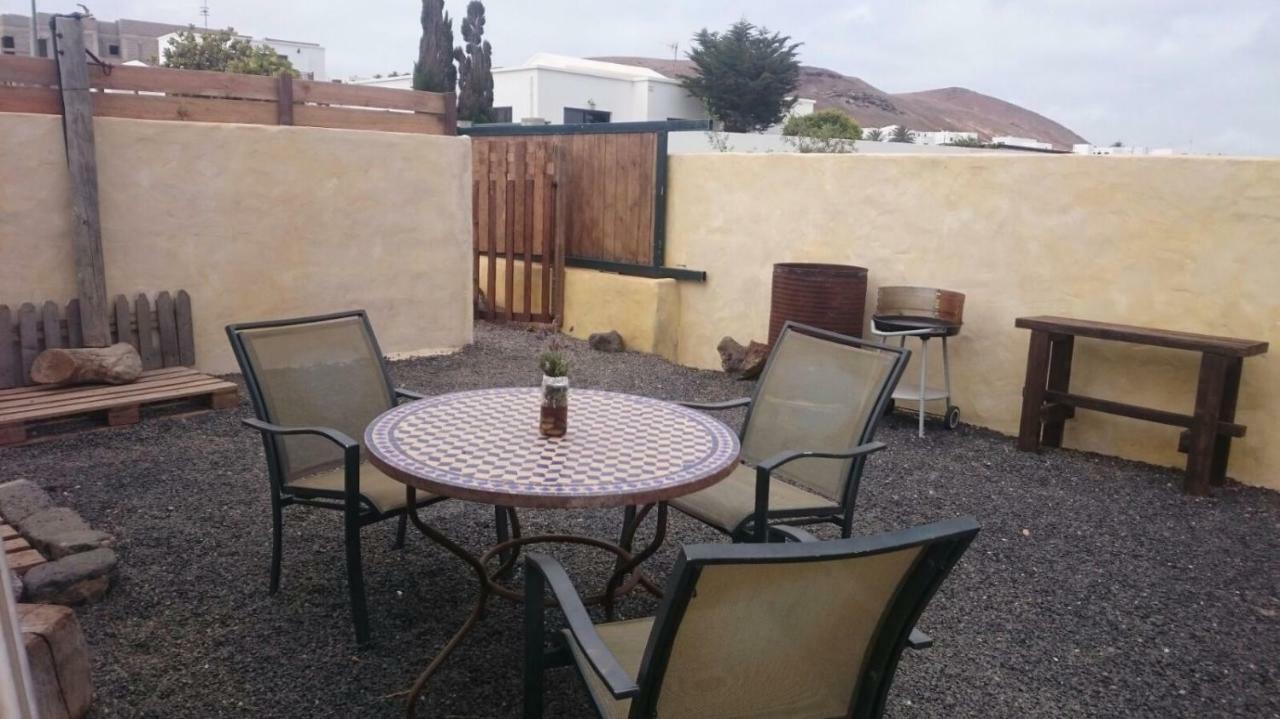 Caravan Apartment Tinajo Ngoại thất bức ảnh