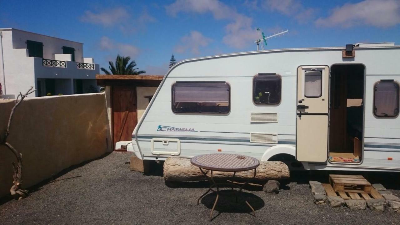 Caravan Apartment Tinajo Ngoại thất bức ảnh