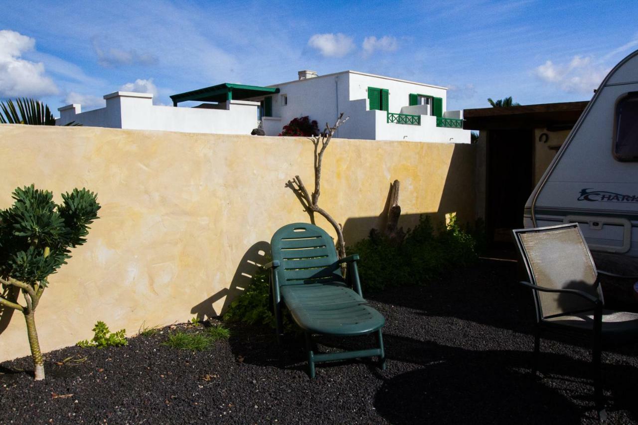 Caravan Apartment Tinajo Ngoại thất bức ảnh